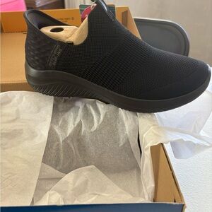 Skechers Black Knit Slip-On Sneakers